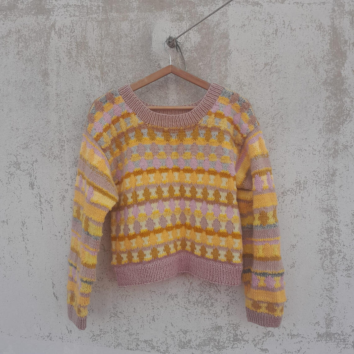 Contemporary knitting with creative and free colorwork charts for knitters and crocheters.